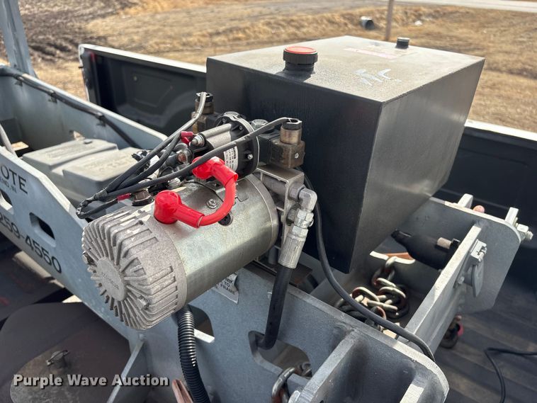 image for item FG2627 2010 International MA025 tow truck