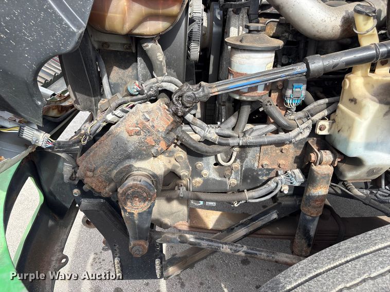 image for item FG2627 2010 International MA025 tow truck