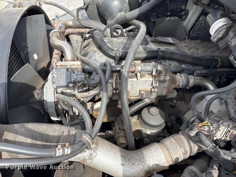 image for item FG2627 2010 International MA025 tow truck