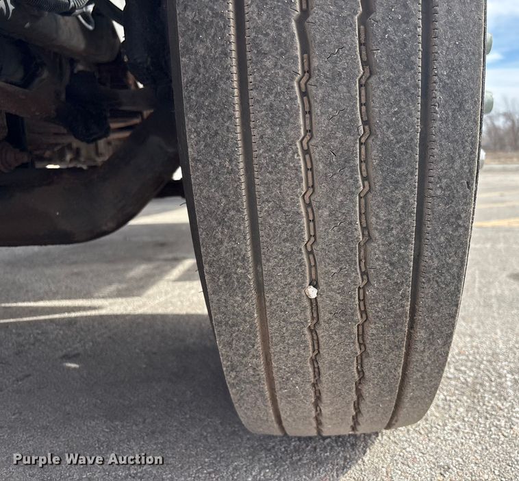 image for item FG2627 2010 International MA025 tow truck