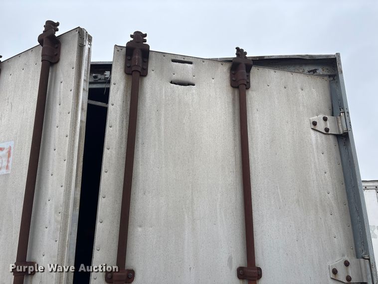 image for item FG2631 1977 Great Dane 730T-40 shipping container