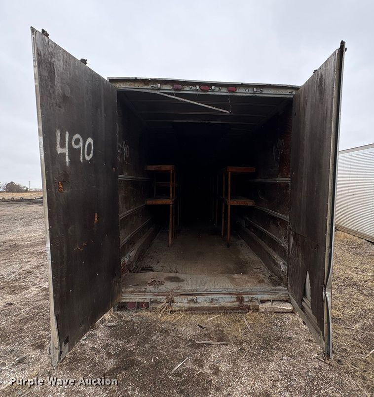 image for item FG2631 1977 Great Dane 730T-40 shipping container