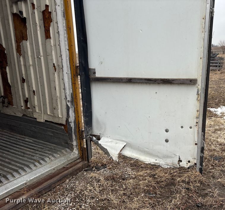 image for item FG2633 1973 Comet RDVT shipping container