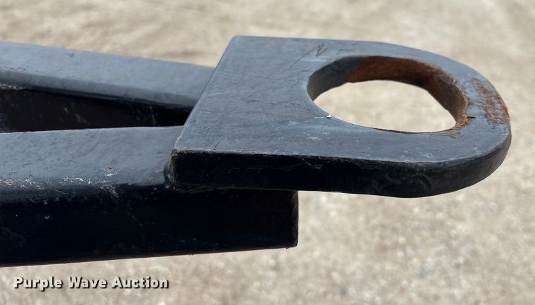 image for item FG2640 1997 Volvo WG-64T flatbed truck