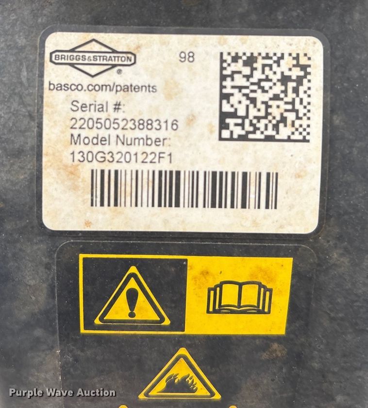 image for item FG2640 1997 Volvo WG-64T flatbed truck