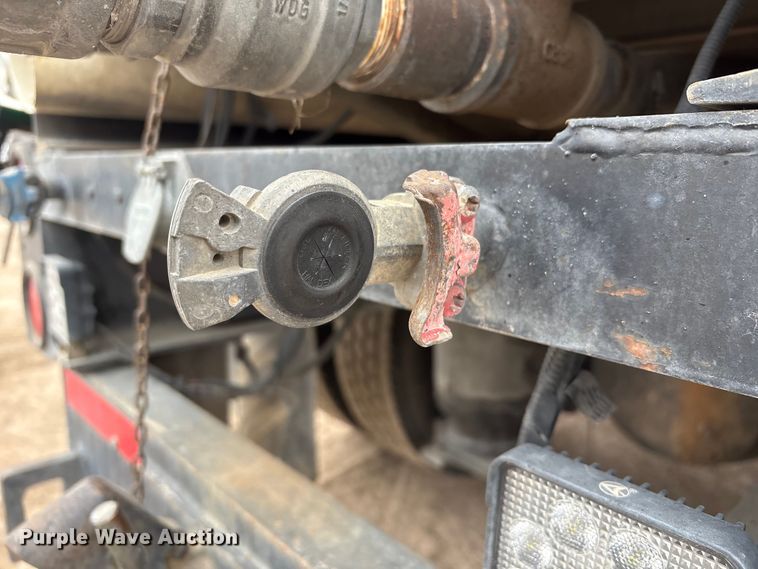 image for item FG2640 1997 Volvo WG-64T flatbed truck