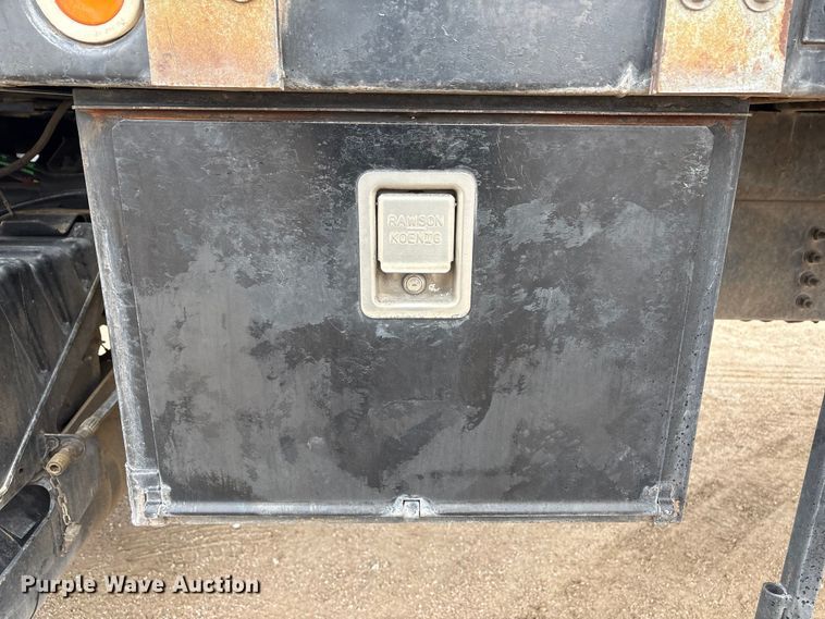 image for item FG2640 1997 Volvo WG-64T flatbed truck