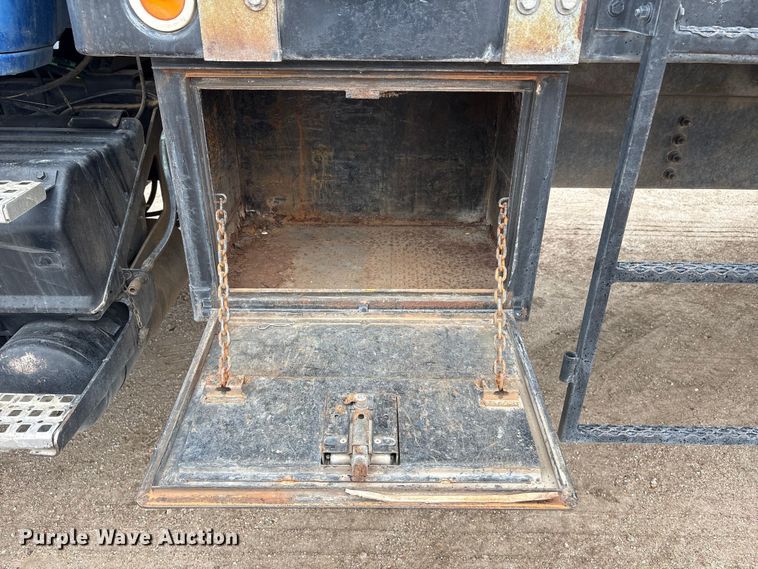 image for item FG2640 1997 Volvo WG-64T flatbed truck