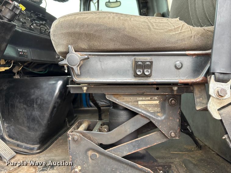 image for item FG2640 1997 Volvo WG-64T flatbed truck