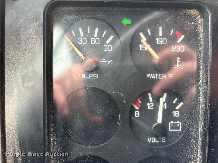 image for item FG2640 1997 Volvo WG-64T flatbed truck