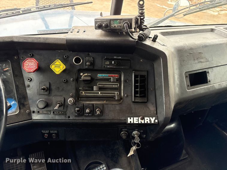 image for item FG2640 1997 Volvo WG-64T flatbed truck