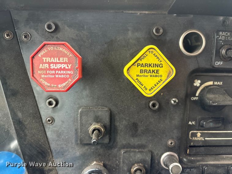 image for item FG2640 1997 Volvo WG-64T flatbed truck