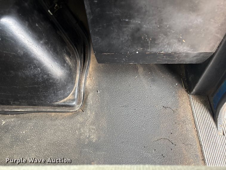 image for item FG2640 1997 Volvo WG-64T flatbed truck