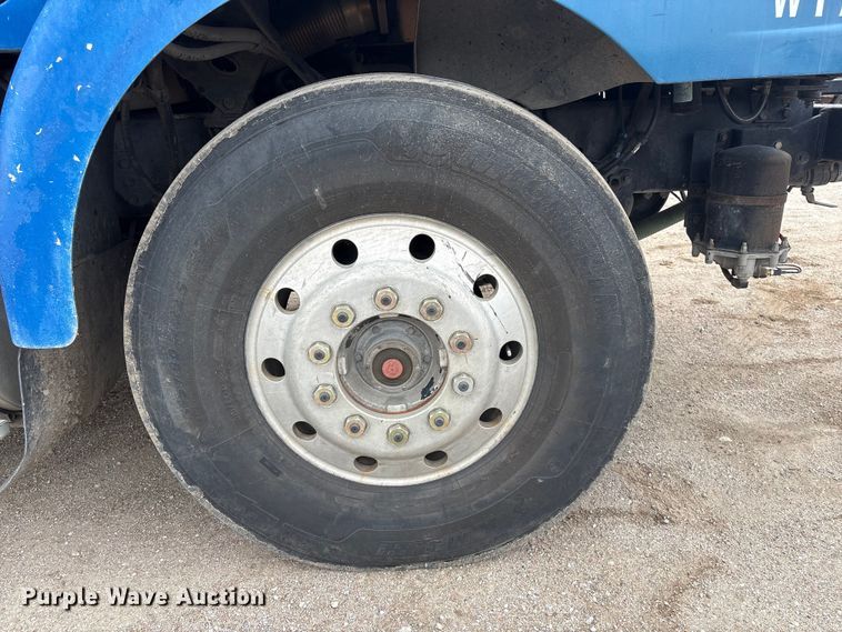 image for item FG2640 1997 Volvo WG-64T flatbed truck