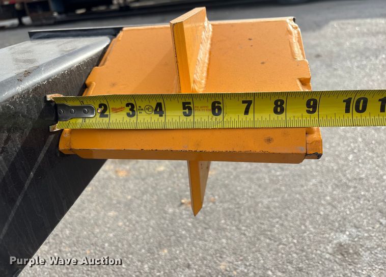 image for item FG2651 2025 Giyi SLS26 skid steer log splitter