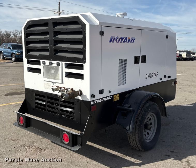 image for item FG2654 2017 Rotair D425T4F air compressor