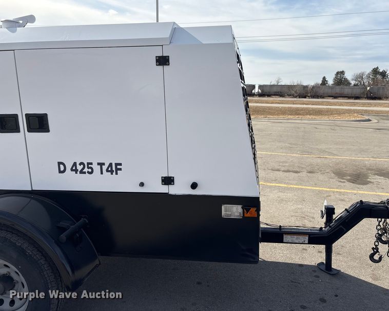 image for item FG2654 2017 Rotair D425T4F air compressor