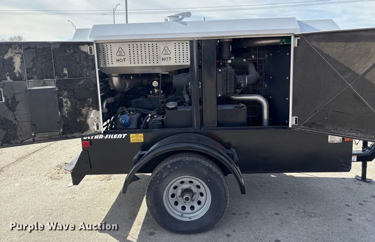 image for item FG2654 2017 Rotair D425T4F air compressor