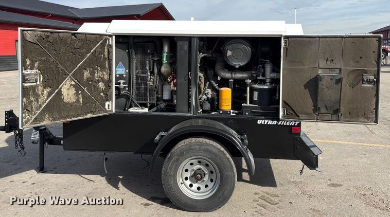 image for item FG2654 2017 Rotair D425T4F air compressor