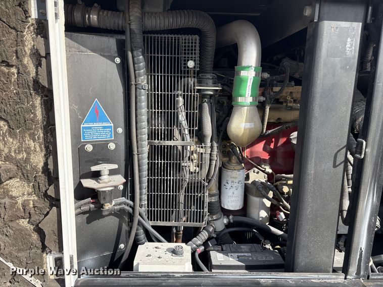 image for item FG2654 2017 Rotair D425T4F air compressor