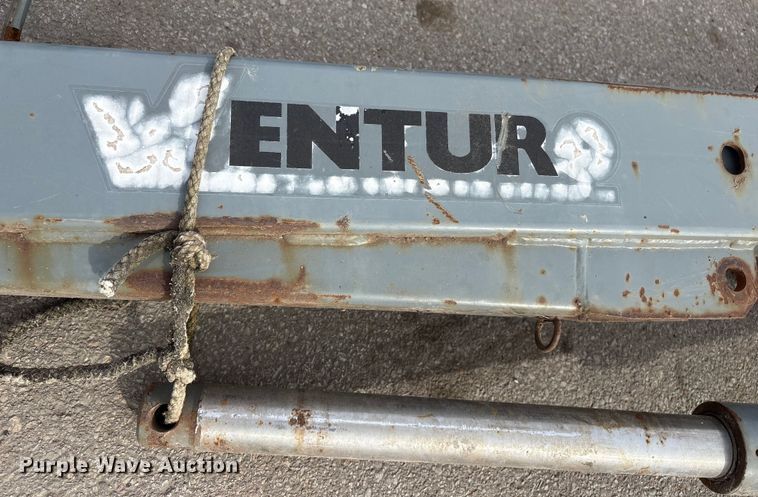 image for item FG2656 (2) Venturo service cranes