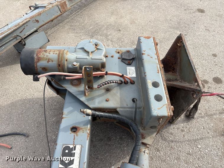 image for item FG2656 (2) Venturo service cranes