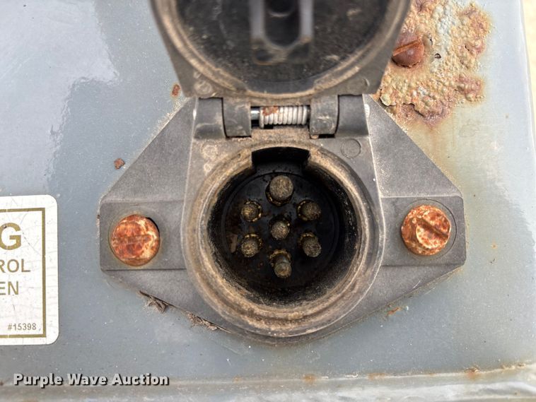 image for item FG2656 (2) Venturo service cranes