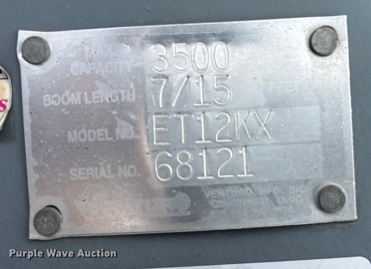 image for item FG2656 (2) Venturo service cranes