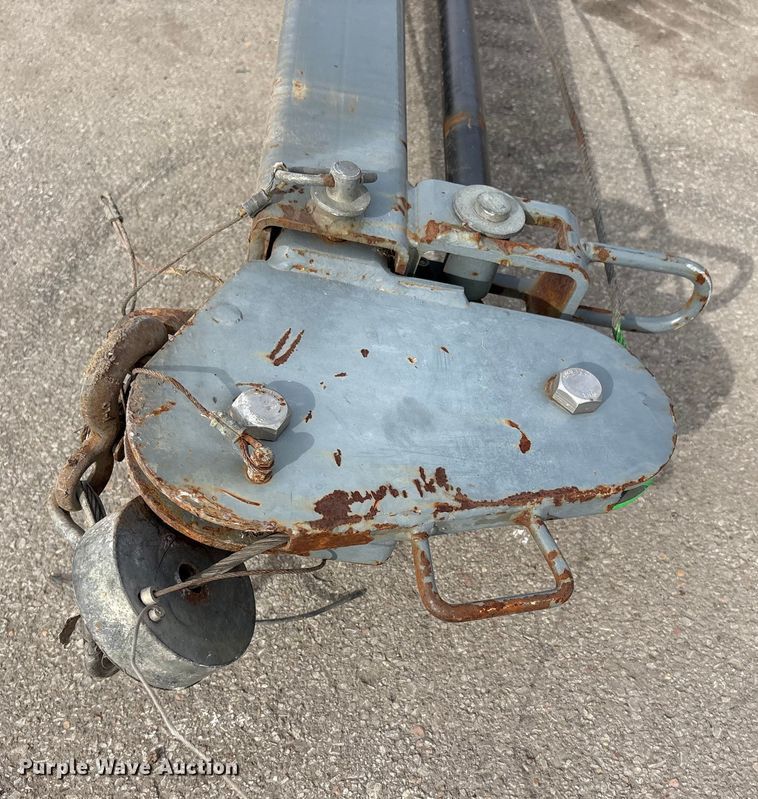 image for item FG2656 (2) Venturo service cranes