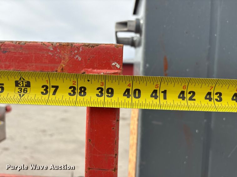 image for item FG2657 2017 Skyjack SJ12 vertical lift