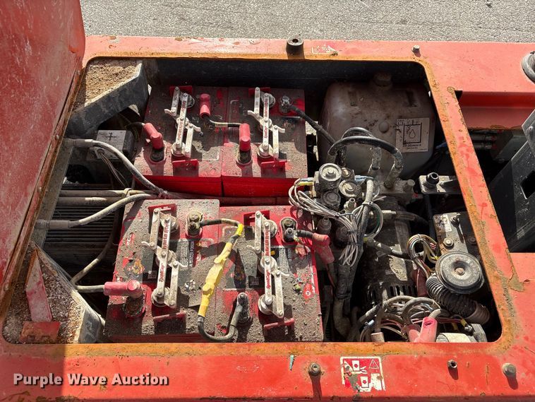 image for item FG2657 2017 Skyjack SJ12 vertical lift