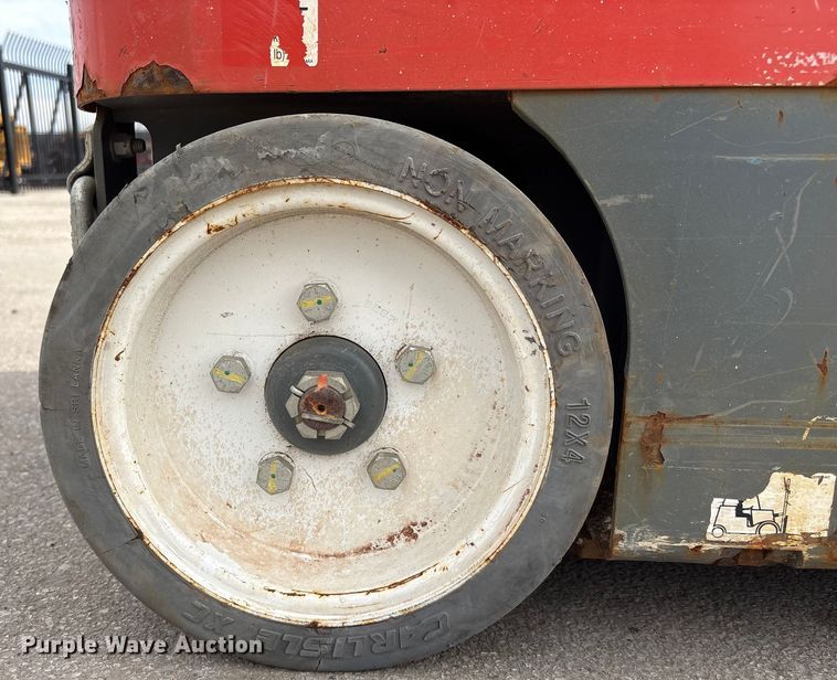 image for item FG2657 2017 Skyjack SJ12 vertical lift