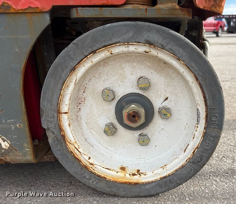 image for item FG2657 2017 Skyjack SJ12 vertical lift