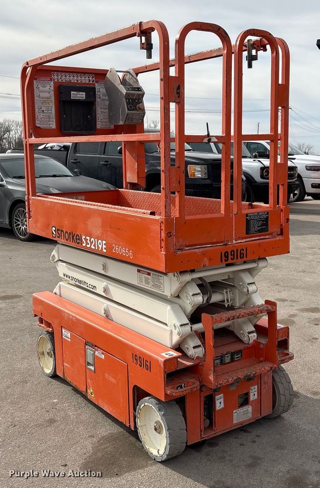 image for item FG2658 2017 Snorkel S3219EANSI scissor lift