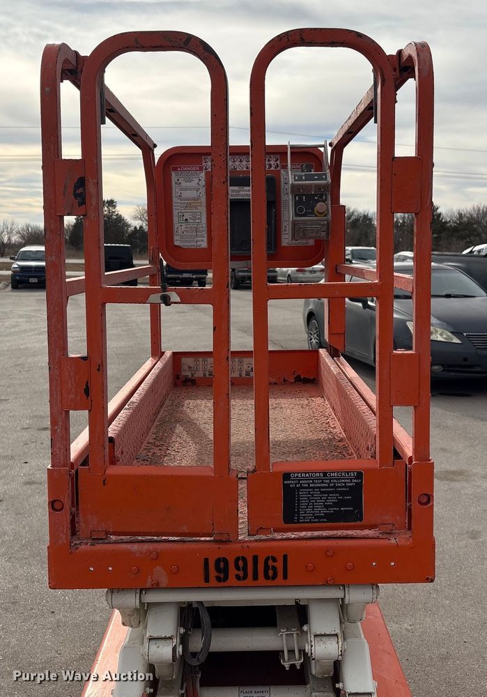 image for item FG2658 2017 Snorkel S3219EANSI scissor lift