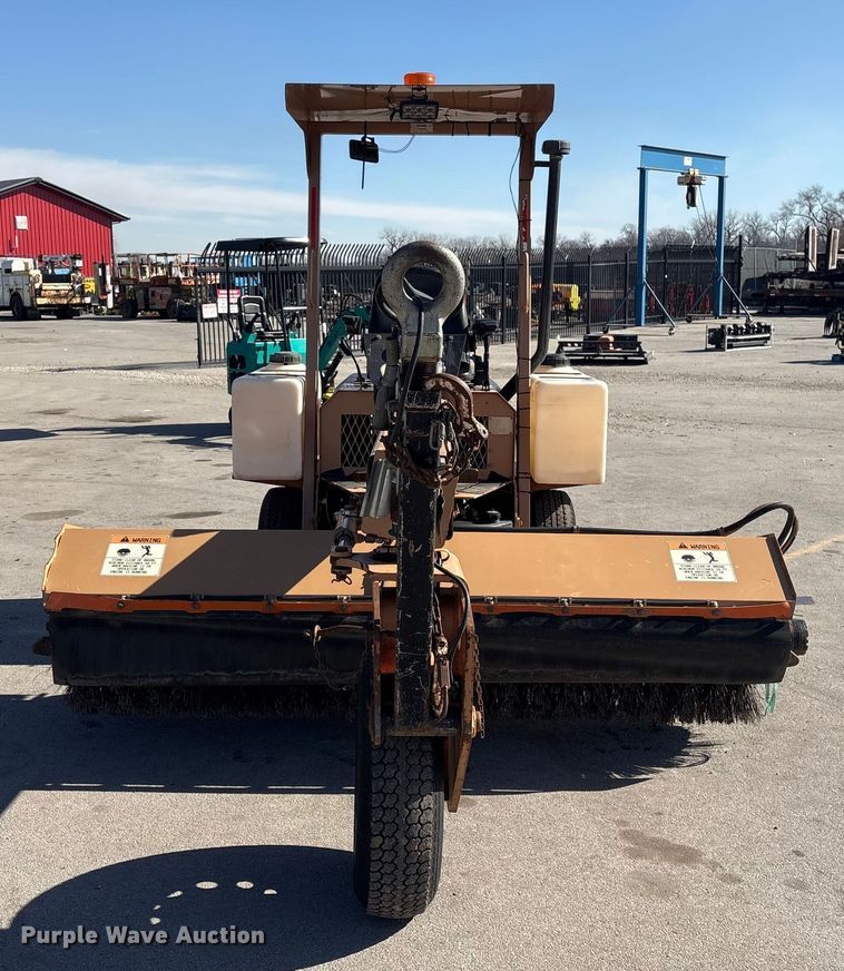 image for item FG2674 Laymor SM300 sweeper