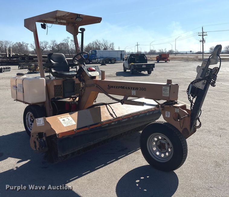 image for item FG2674 Laymor SM300 sweeper