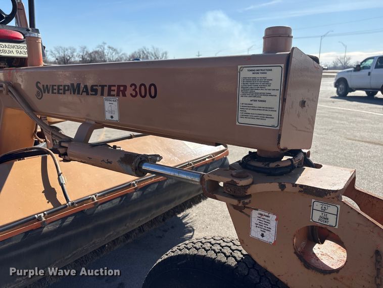 image for item FG2674 Laymor SM300 sweeper