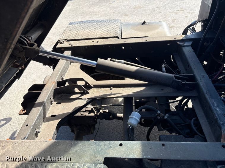 image for item FG2676 Cushman 84057 utility vehicle