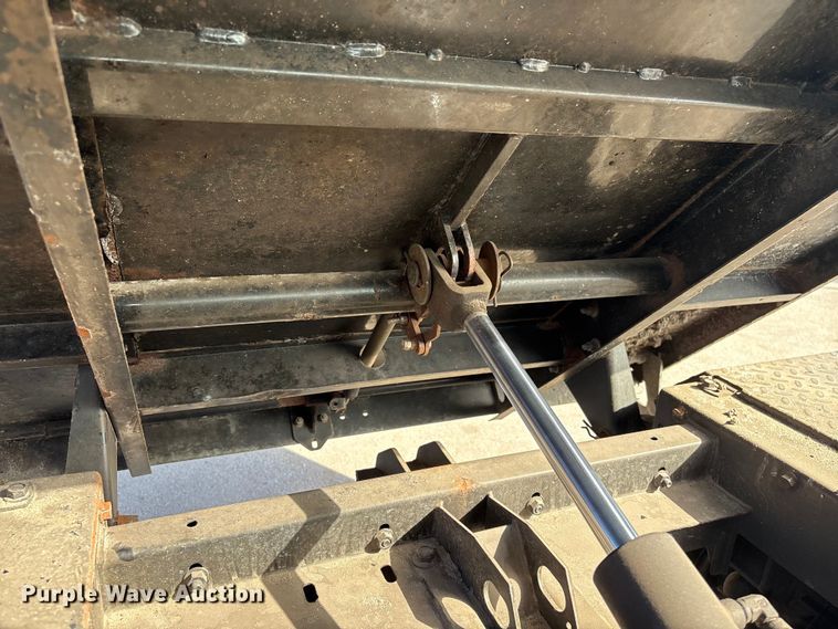 image for item FG2676 Cushman 84057 utility vehicle