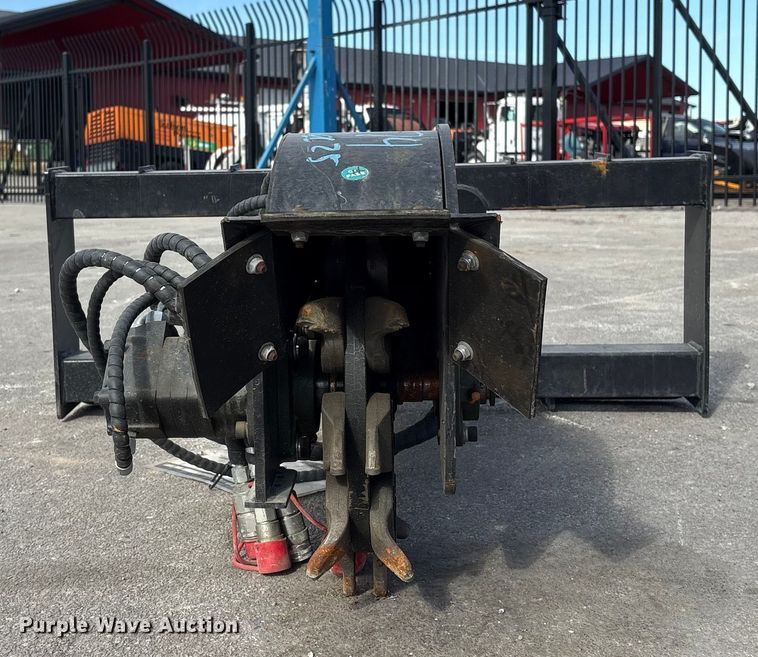 image for item FG2680 2025 Giyi SG45 skid steer stump grinder