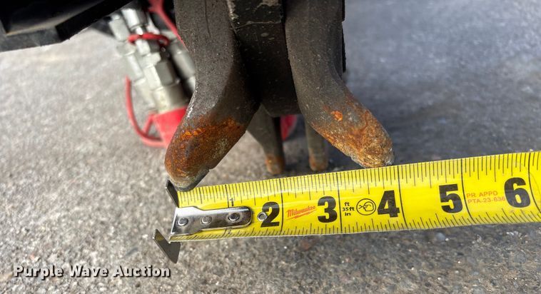 image for item FG2680 2025 Giyi SG45 skid steer stump grinder