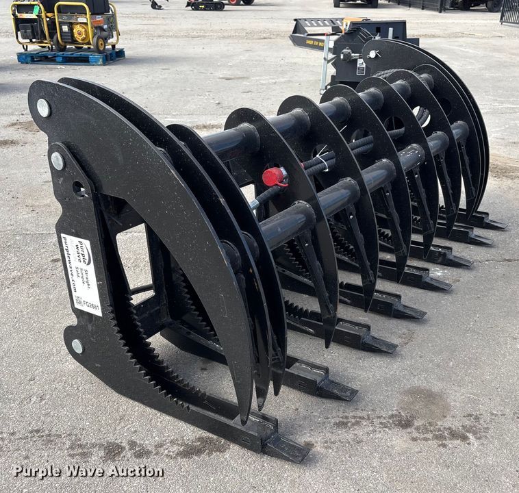 image for item FG2681 2025 Giyi CLG72 skid steer grapple bucket