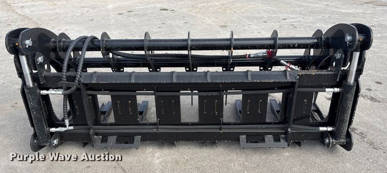 image for item FG2681 2025 Giyi CLG72 skid steer grapple bucket