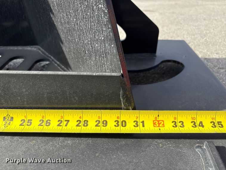 image for item FG2684 2025 Giyi SBW58 Skid steer stump bucket