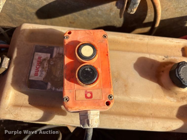 image for item FG2686 2018 Snake River DMP58-5KHD dump trailer