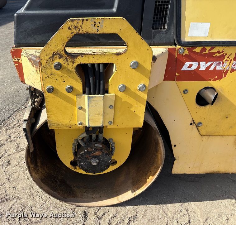 image for item FH7503 2006 Dynapac CC122 double drum vibratory roller