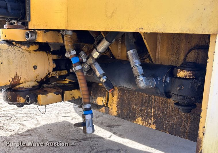 image for item FH7503 2006 Dynapac CC122 double drum vibratory roller