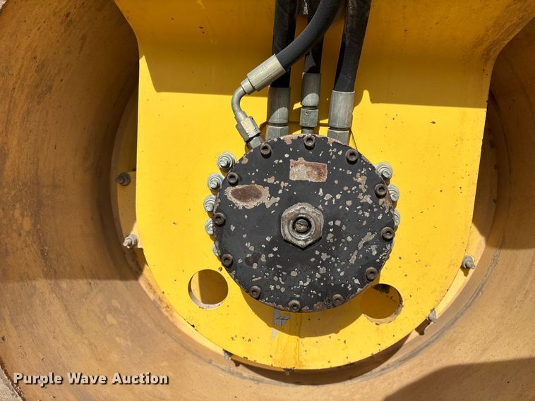 image for item FH7503 2006 Dynapac CC122 double drum vibratory roller