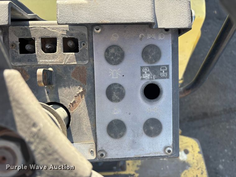 image for item FH7504 2003 Dynapac CC122 double drum vibratory roller